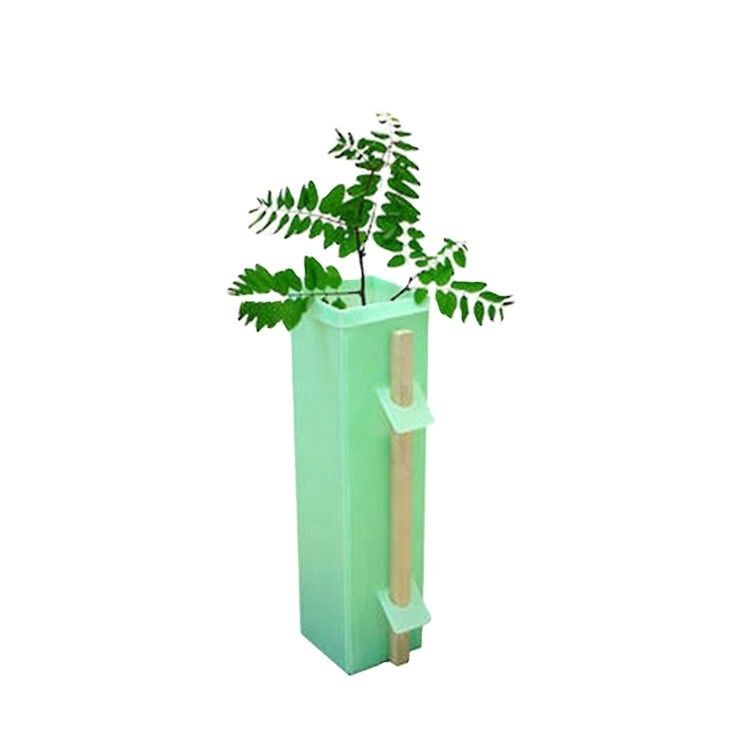 Goedkoop plastic honingraatplaat plastic plaat beschermer pp golfgroot plastic plaat dat effectief beschermt jonge bomen
