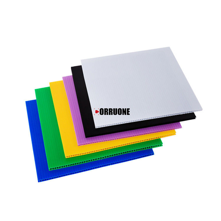 Pp 4x8 4mm 5mm Correx Gecanneleerde Aangepaste Raad van Raads de Witte Correx