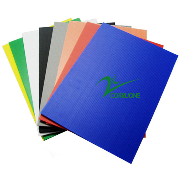 Raad 1.5mm8mm Coroplast-Aangepaste Bladen 4x8 van 2400x1200 Coroplast