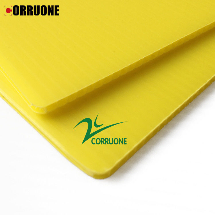 Gele Coroplast-Raad 5mm 6mm 8mm Golf Plastic Bladen 4x8
